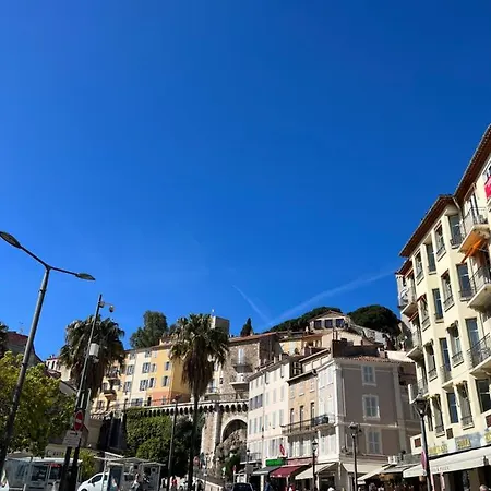 Appartement 33 M2 Comme Junior - Vue Port Et Palais Des Festivals *