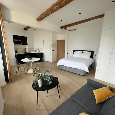 33 M2 Comme Junior - Vue Port Et Palais Des Festivals Daire